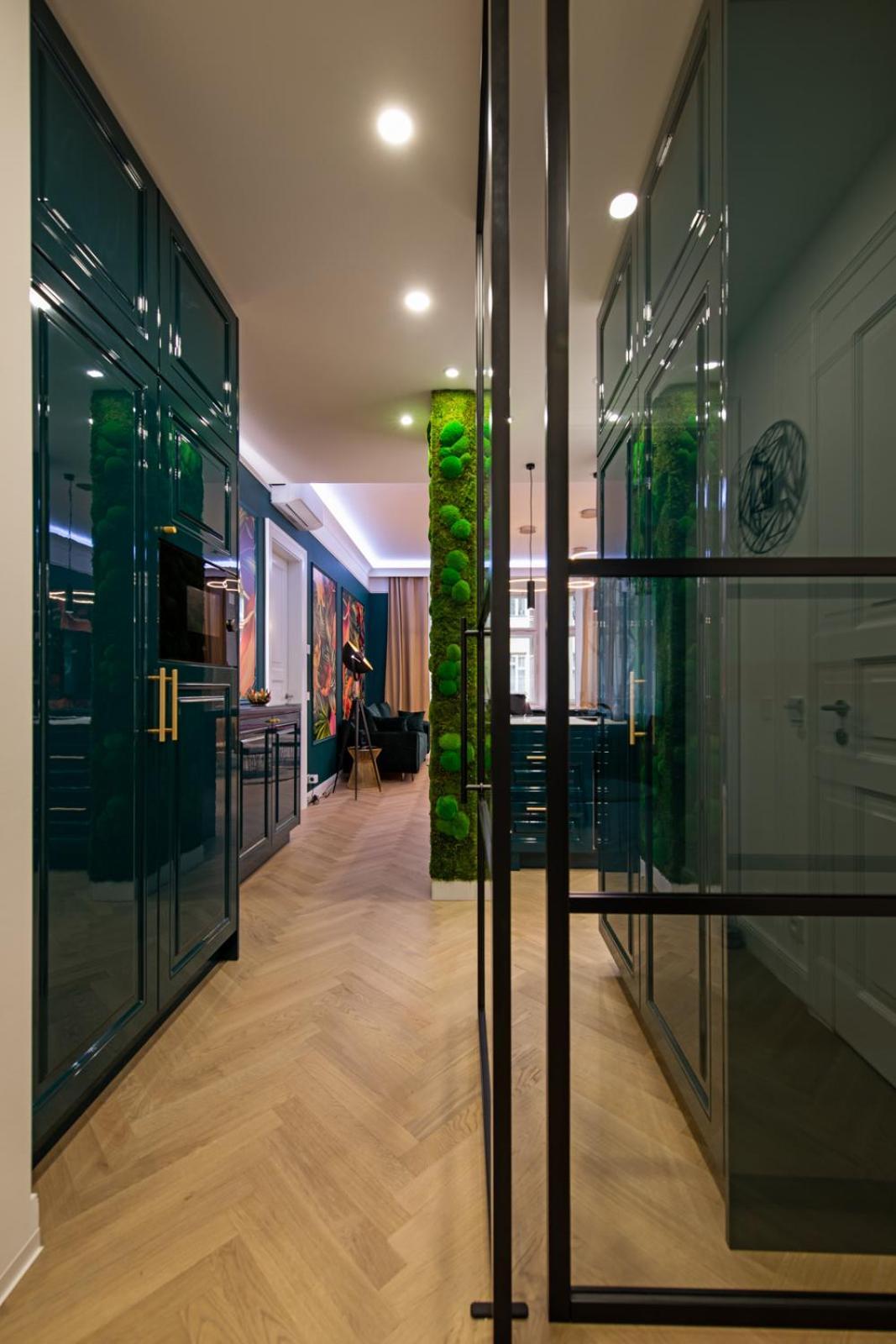 Luxusni Designovy Emotion Se Saunou V Srdci Kralovskych Vinohrad * Prague
