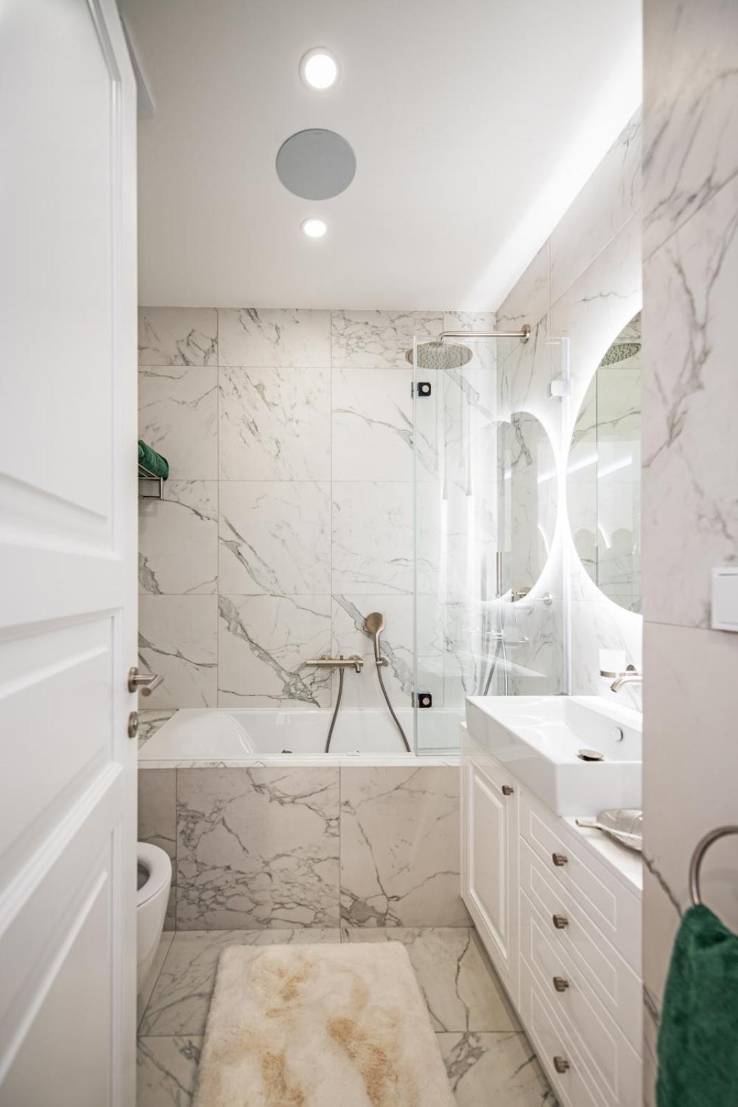 Appartement Luxusni Designovy Emotion Se Saunou V Srdci Kralovskych Vinohrad Praag